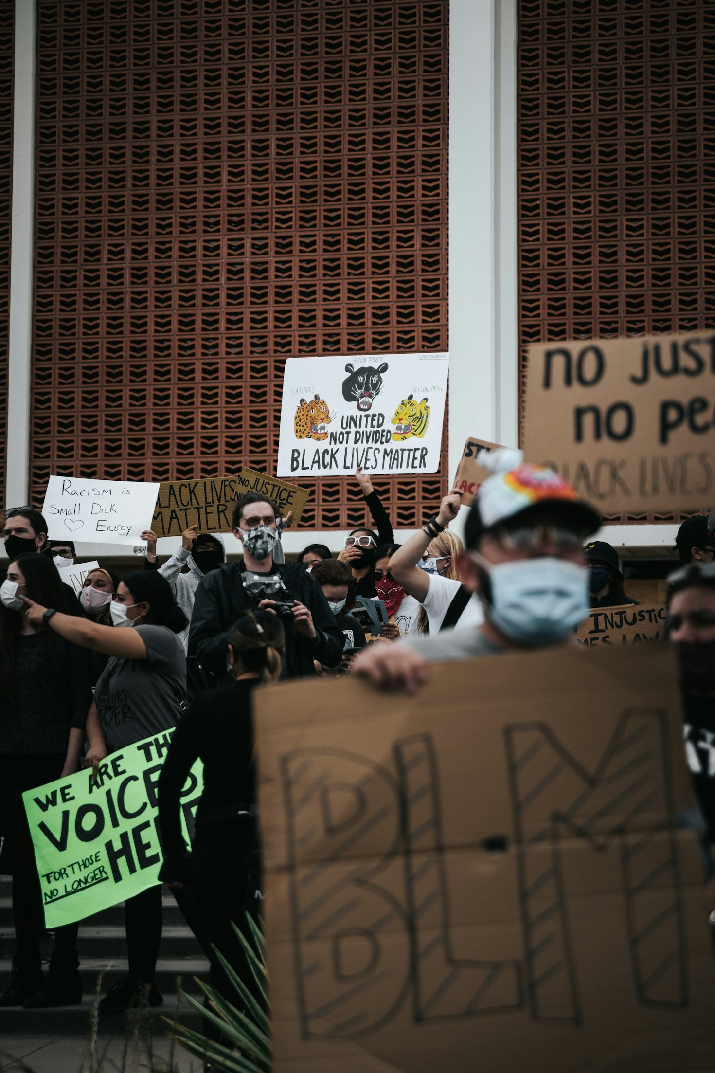 Navigating National Headlines with Confidence